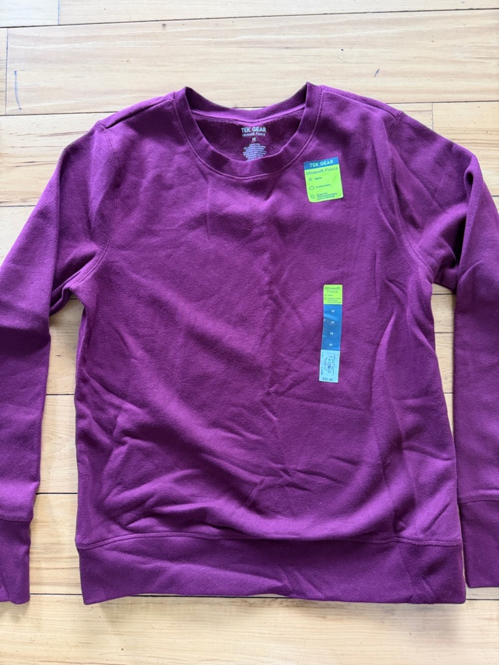 tek gear Women's Crewneck Sweatshirt in Plum